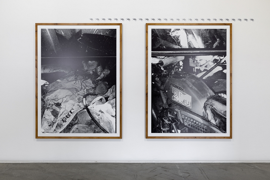Ausstellungsansicht, Kelly Tissot, aus der Serie "Fuel-soaked snooze", 2022, Kelly & Valentina, Kunst Raum Riehen, 2022. Photo: Gina Folly
