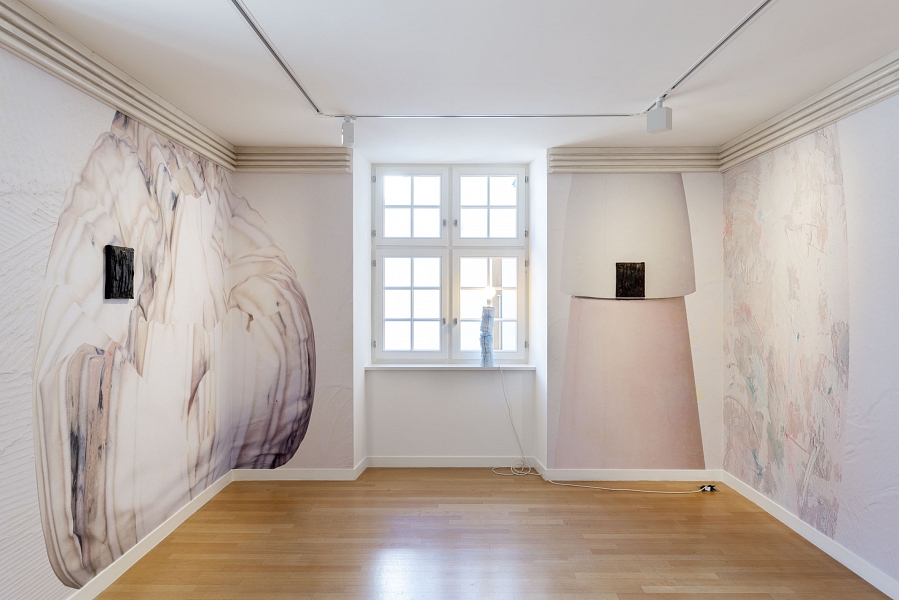 Ausstellungsansicht, If I was a rich girl, Kunst Raum Riehen, 2019. Photo: Nici Jost