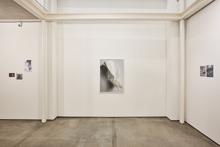 Ausstellungsansicht, Jenny Rova, All the time that came before this moment, Kunst Raum Riehen, 2020. Photo: Moritz Schermbach