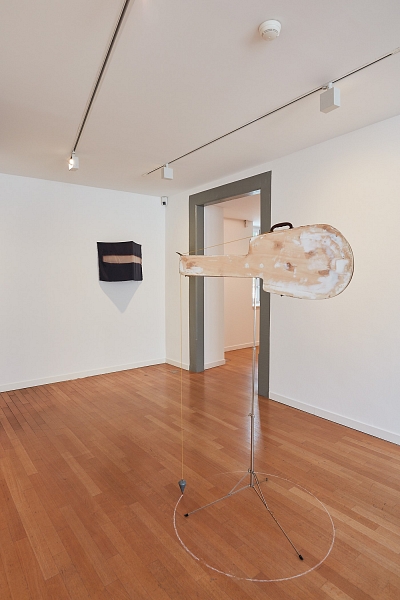 Ausstellungsansicht, Philippe Queloz, Pickpocket, Kunst Raum Riehen, 2019. Photo: Moritz Schermbach